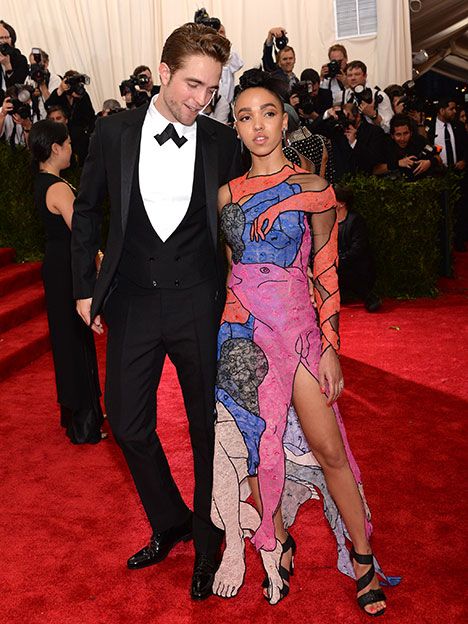 Robert Pattinson y FKA Twigs.