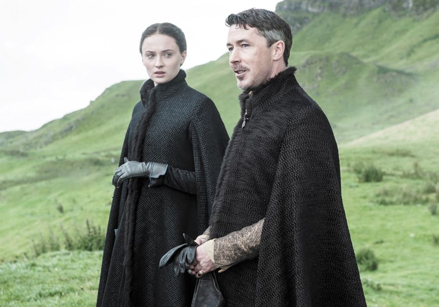Manipuladores. Sansa Stark seguirá su camino junto con lord Baelish.