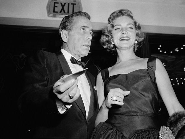 Lauren Bacall junto a su esposo Humphrey Bogart.