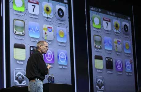 Jobs presentó el iPhone 4G en la Worldwide Developers Conference.
