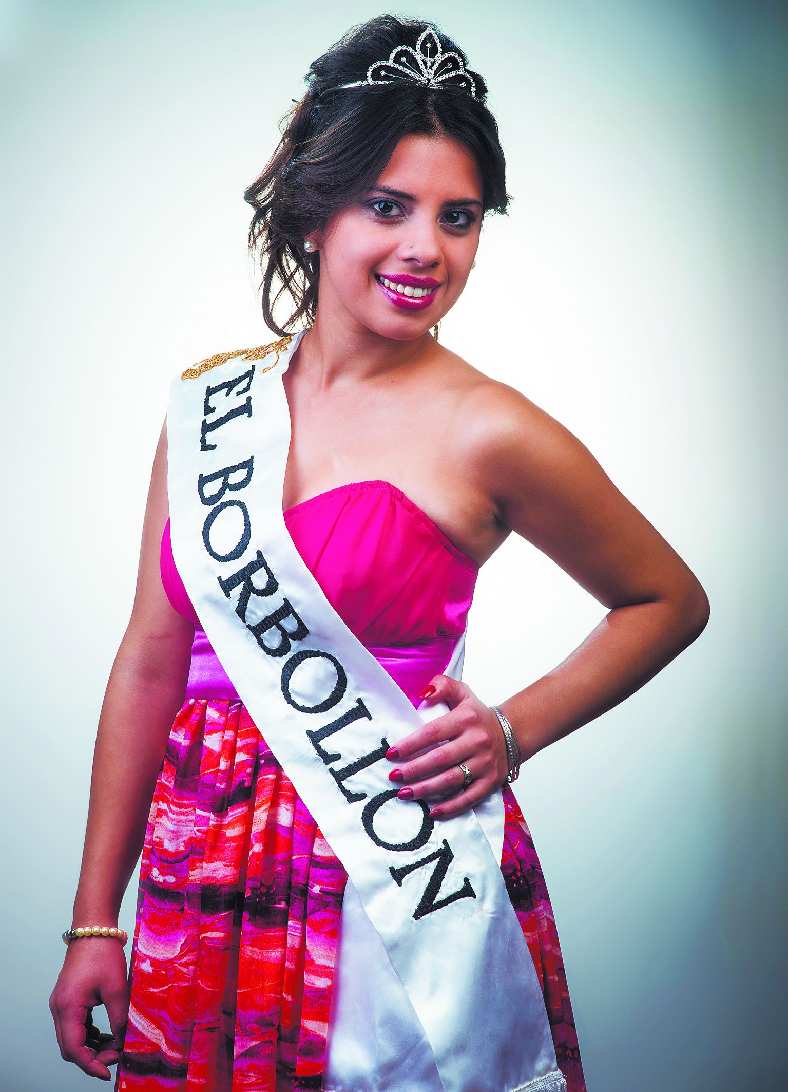 El Borbollón. Érika Yamila Arce, 20 años. Mide 1,55. Secundario completo.