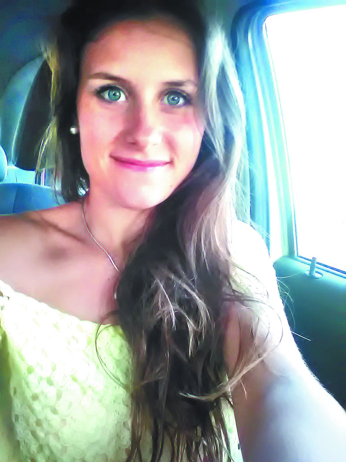 Selfie en Facebook: Luciana Belén Goyeneche.