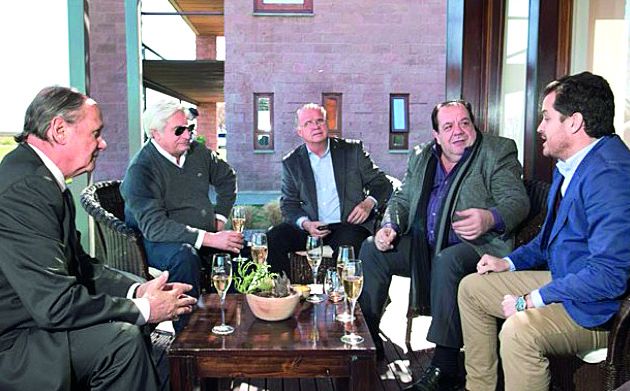 Luis María Casero, Carlos Tizio, Carlos Gómez Centurión, Jorge Giacobbe y Federico Ruiz.