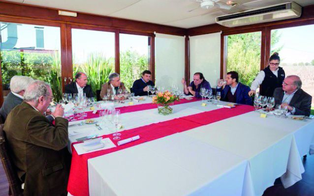 Degustación.Los invitados disfrutaron de los vinos alta gama de la bodega anfitriona ubicada en Luján de Cuyo.