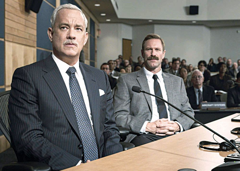 Roles. Tom Hanks y Aaron Eckhart son Sullenberger y Skiles en el filme.