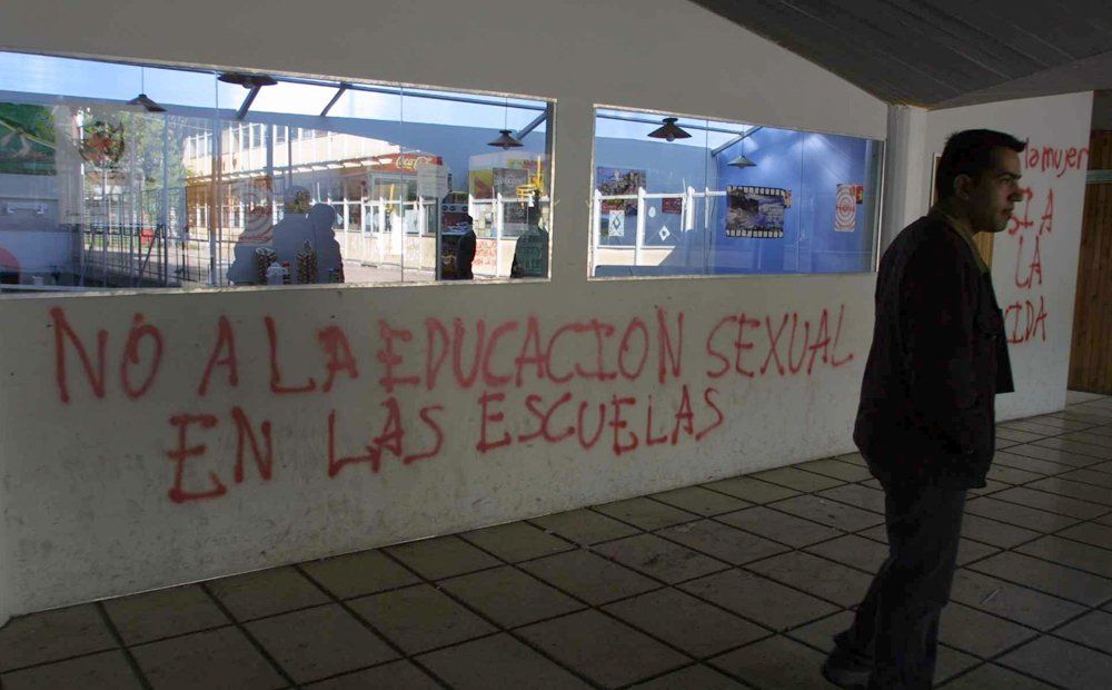 Obligatorio. La Ley de Educación Sexual está vigente desde el 2006 en el país.&nbsp;