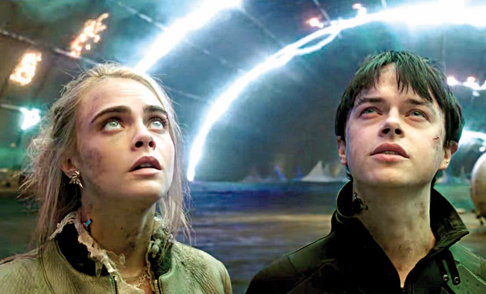Protagonistas. Cara Delevingne y Dane DeHaan dan vida a este filme inspirado en un popular cómic de fines de los años 60.