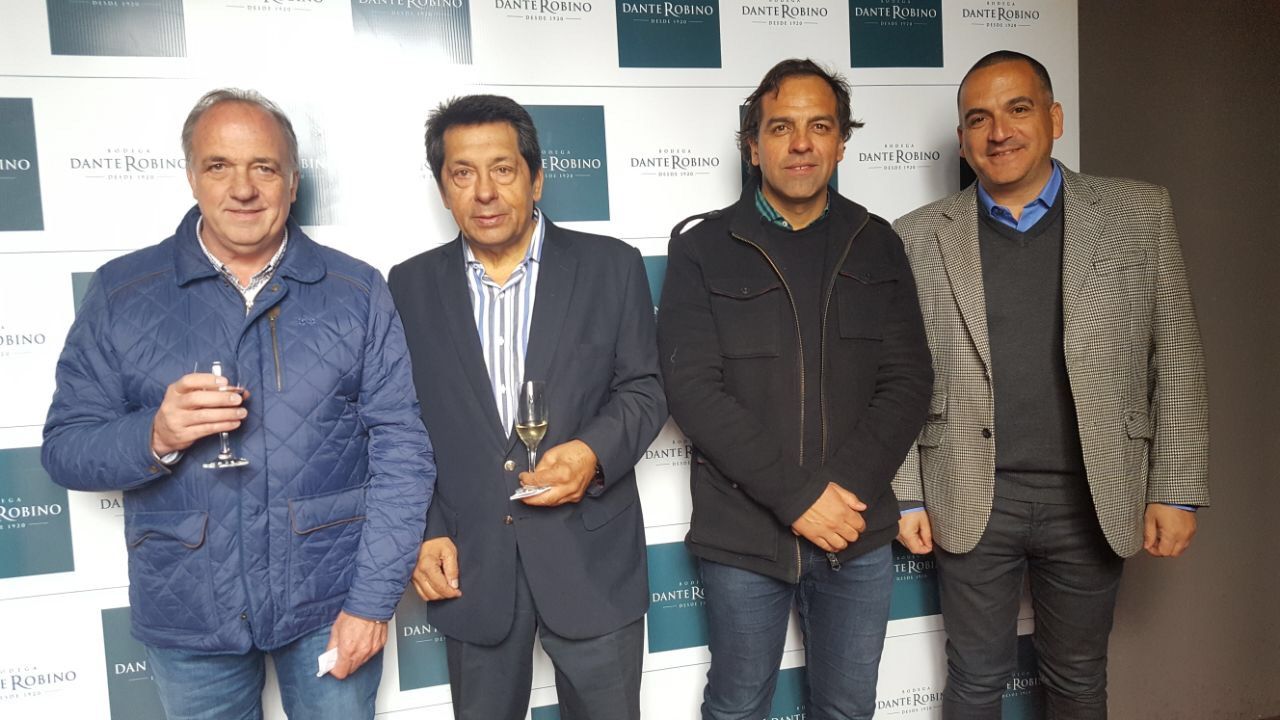 Antonio, Alberto, Rodrigo y Ernesto dijeron presente en Dante Robino.