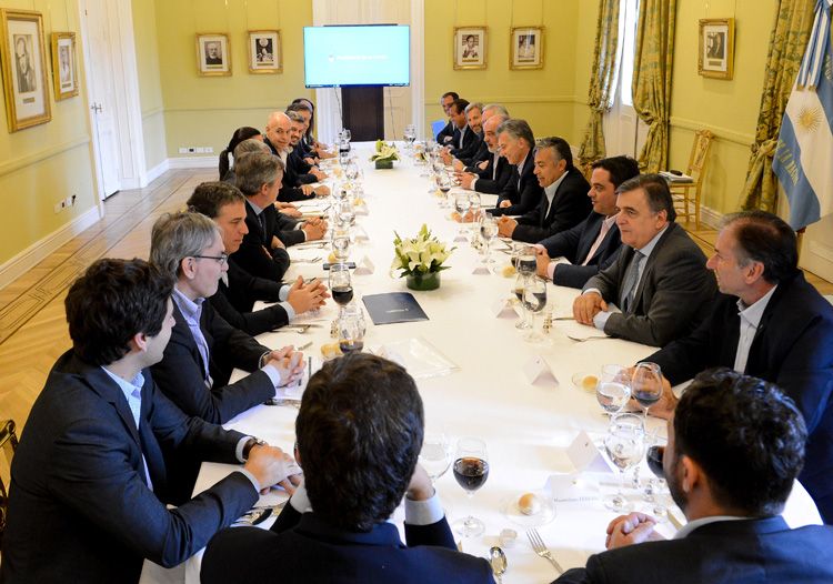 Cambiemos. Mauricio Macri, sus gobernadores leales e integrantes del Gabinete almorzaron en Casa Rosada.&nbsp;