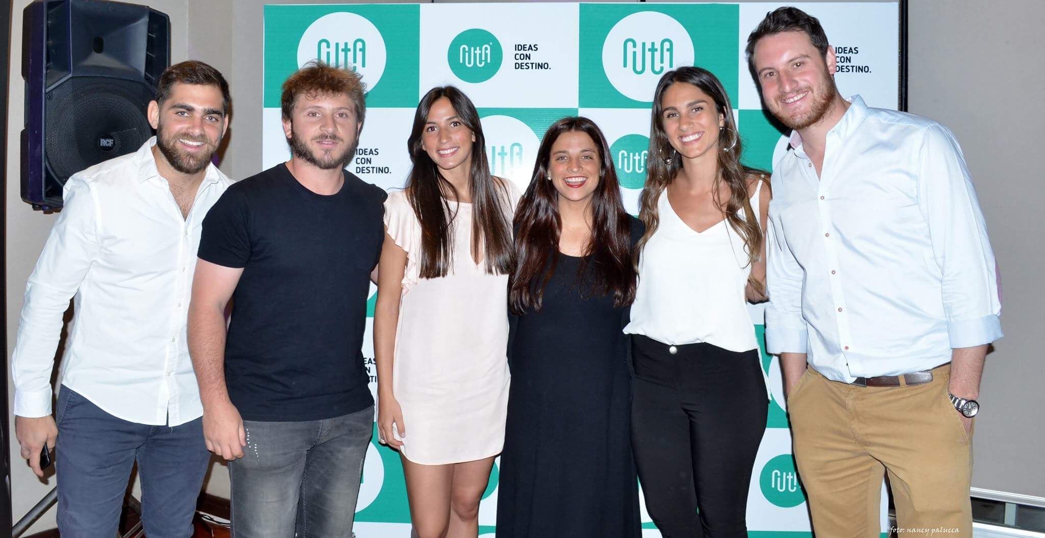 Las caras de Ruta Publicidad. Agustín D´Alfonso, Maximiliano Goldman, Elín Córdoba, Guadalupe Sarmiento, Gabriela Mastrascusa y Valentín Saá.