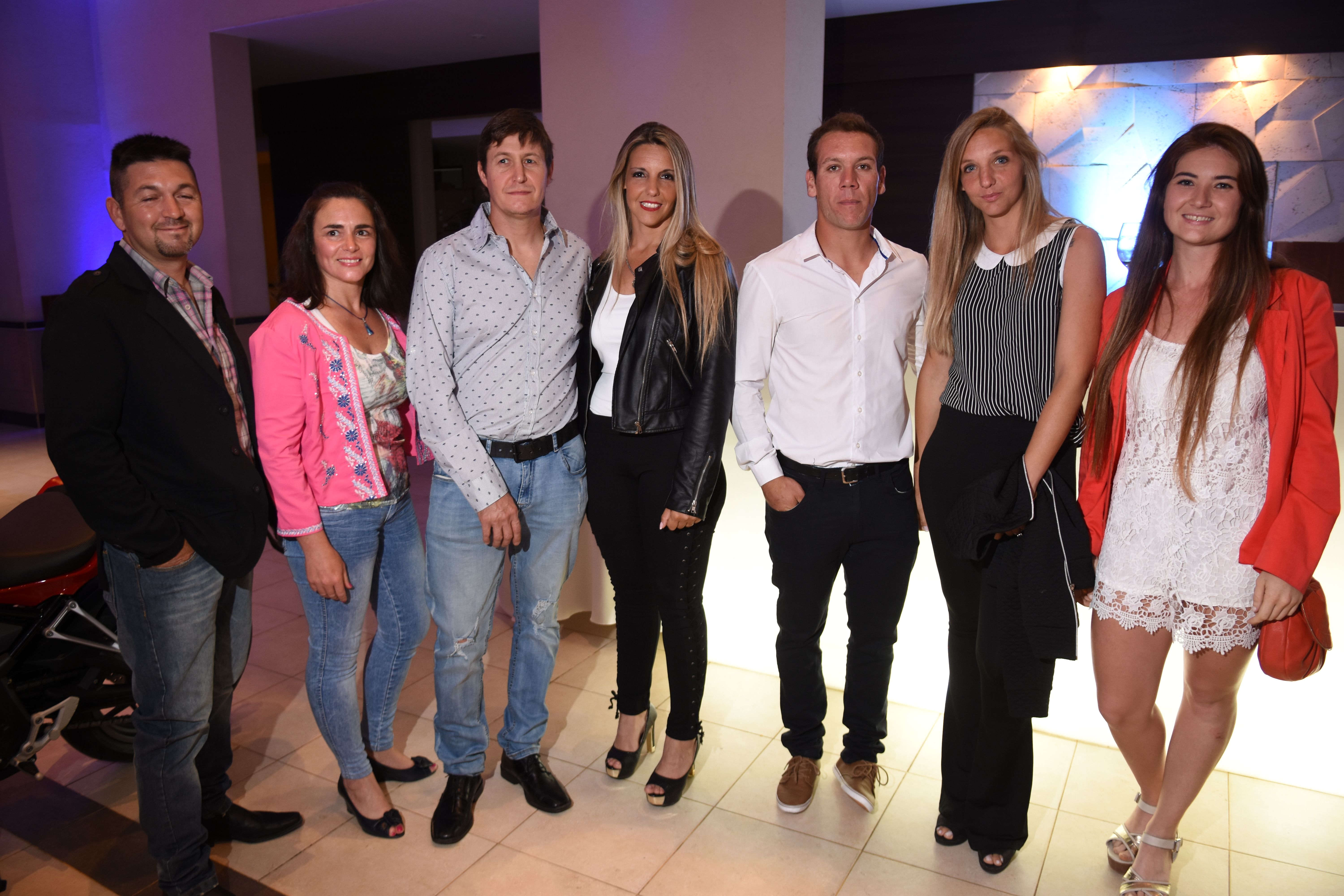 Ariel Santibañez, Cecilia Panella, Fernando Forti, Maribel Giordani, Oscar Gamen, Noelia Giordani y Agustina Santibañez.