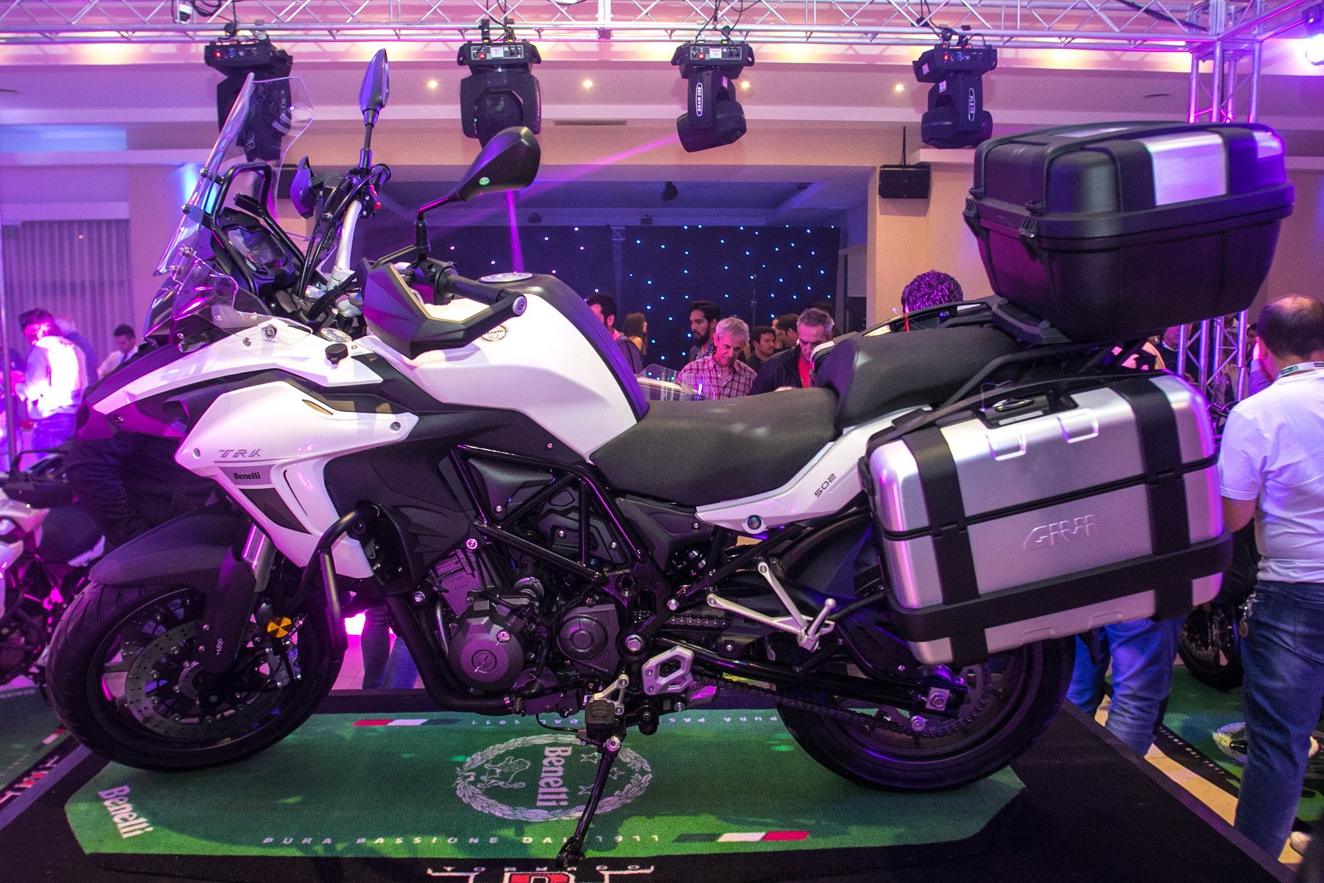 La TRK 502, una trail muy aparente y bien equipada, con un precio muy competitivo y una potencia máxima de 48 CV.