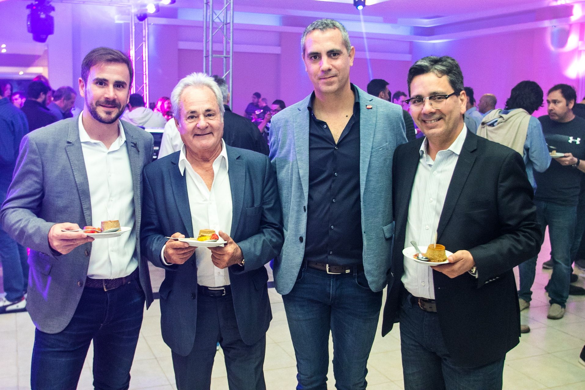 Igancio Lauría, Tito Yacopini, Diego Rosacher (gerente general de Lavalle Motos ) y Gustavo Frías.
