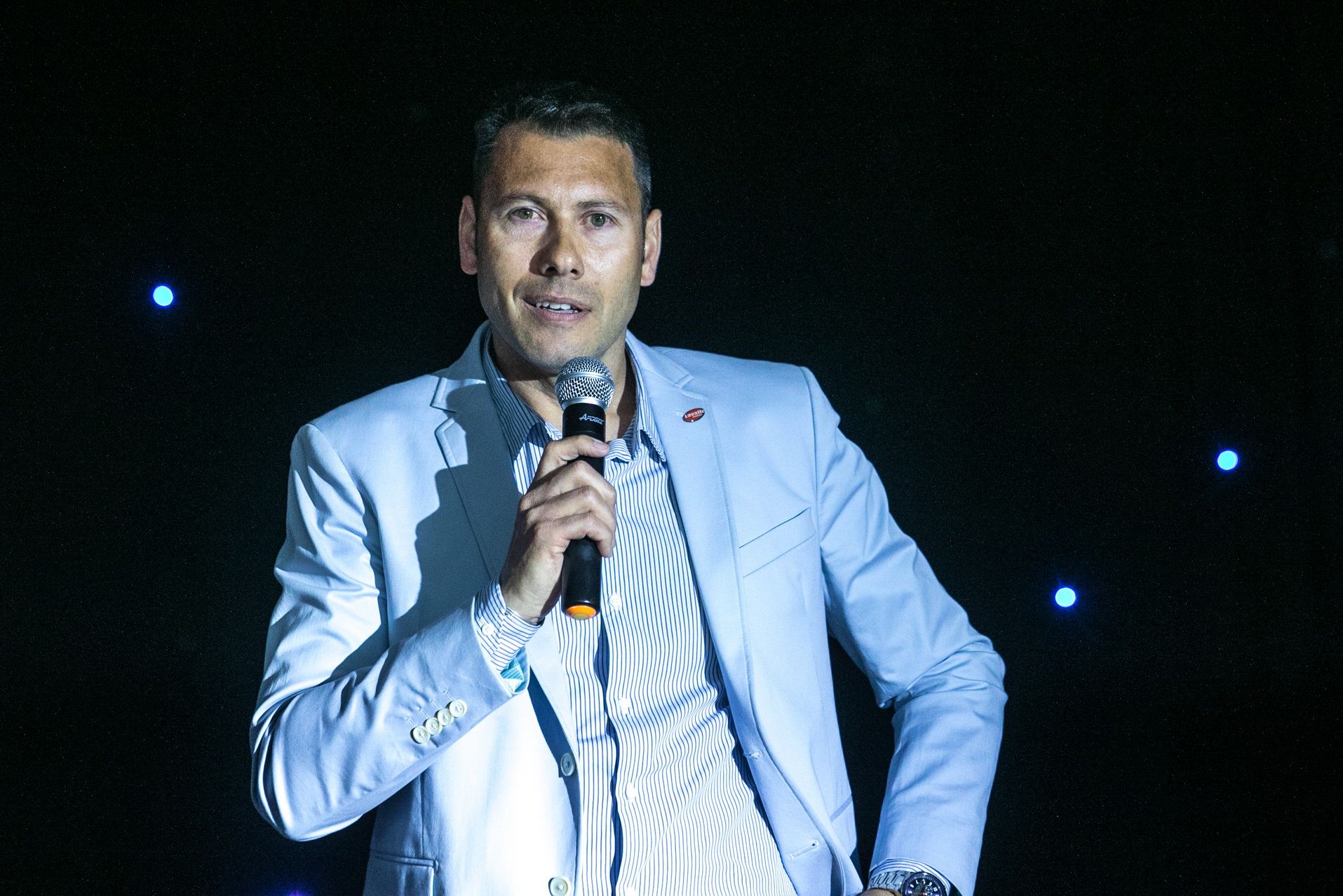 Rodrigo Truglio (gerente comercial de Lavalle Motos) agradeció la presencia de los invitados y ofreció un breve discurso durante la noche.