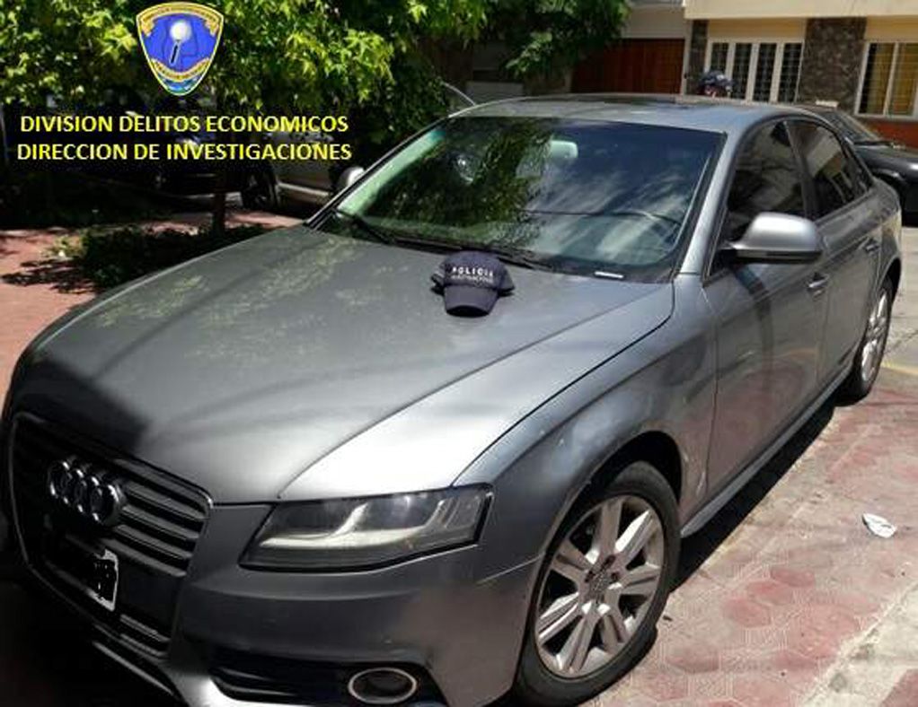 Secuestrado. El vehículo marca Audi que se llevó la policía del allanamiento en la inmobiliaria.&nbsp;