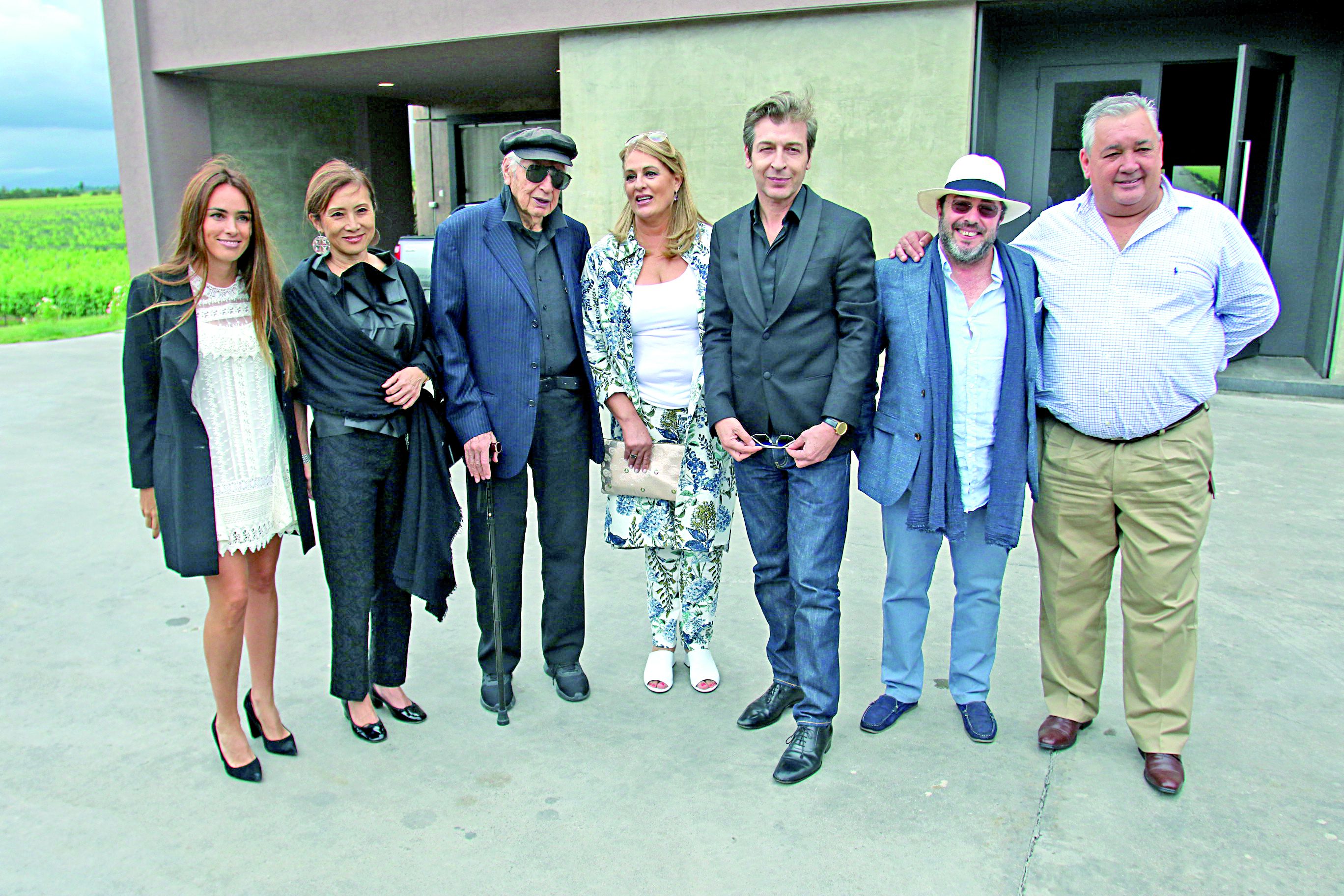 El brindis íntimo con el vino de Julio Le Parc
