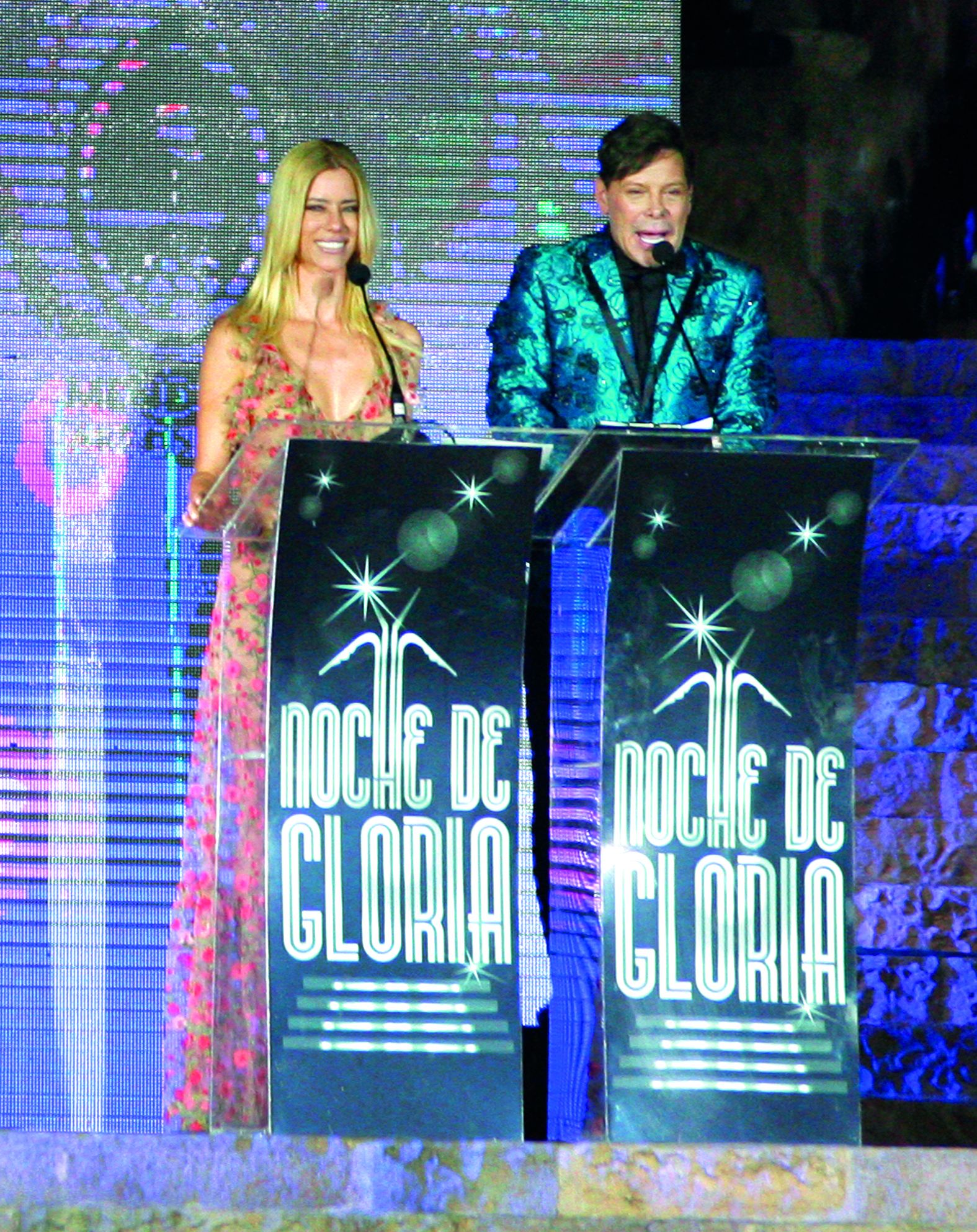 Conductores. Gabriel Canci y Nicole Neumann condujeron el evento.