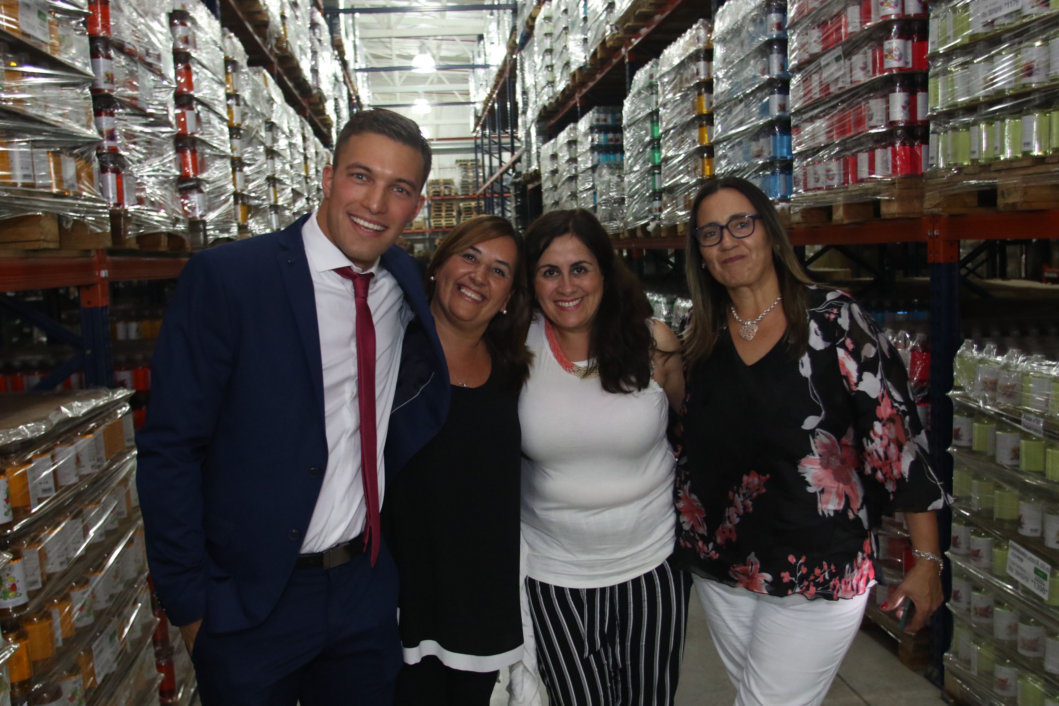 Fernando Cantautas, Viviana Iriarte, Norma Blazquez y Alejandra Ponzo.