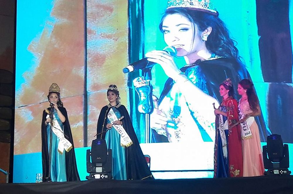 Reina y virreina ya coronadas. Gentileza Municipalidad de Maipú