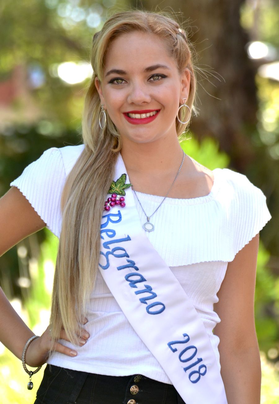 Agustina Carrasco (18), Belgrano.