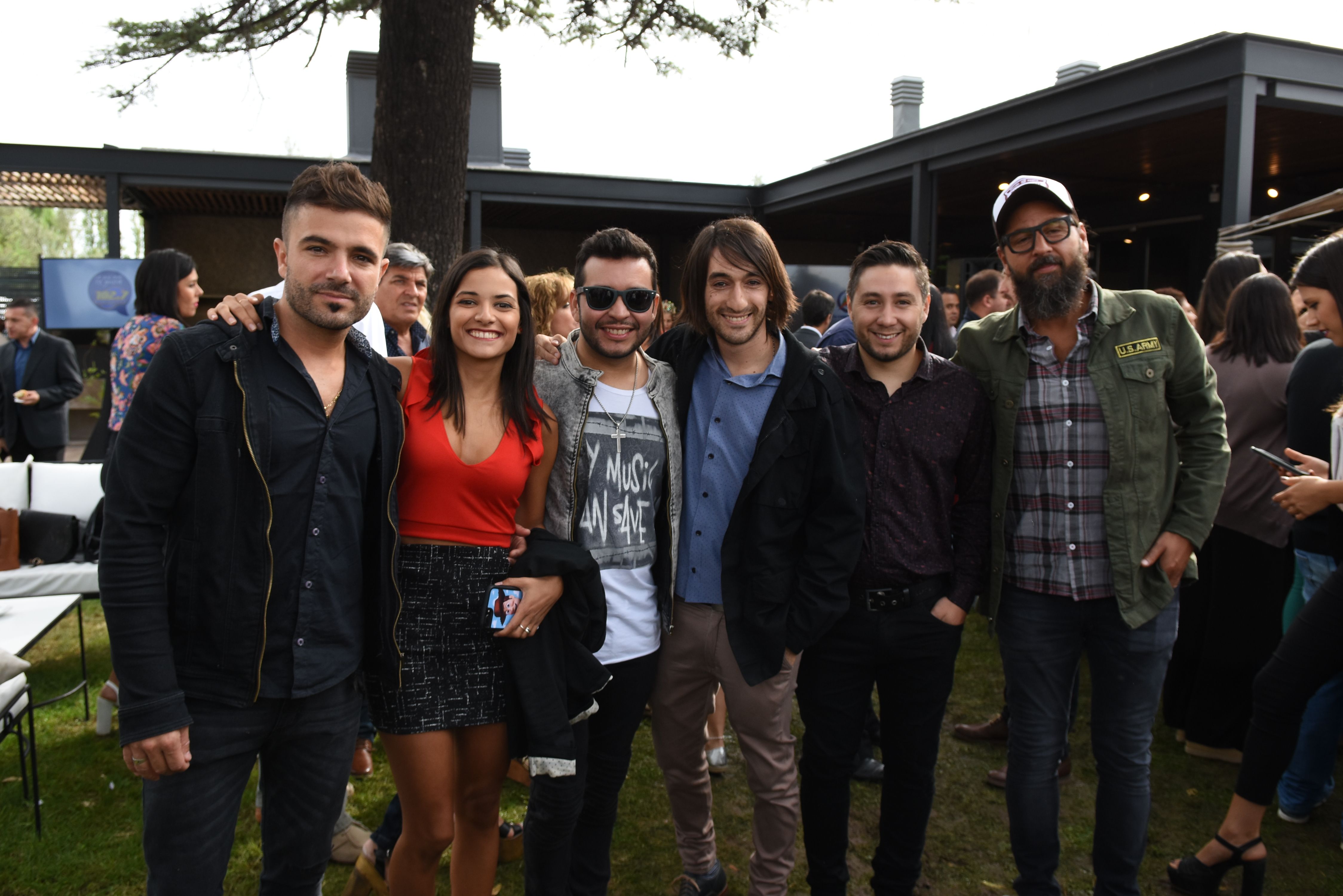 Le pusieron su música y sus voces al Desayuno Real. David Bolzoni, Marianela Bompiezzi, Matías Zambroni, Pablo Orellano, Cristian Soloa&nbsp; y Chelo Charco.