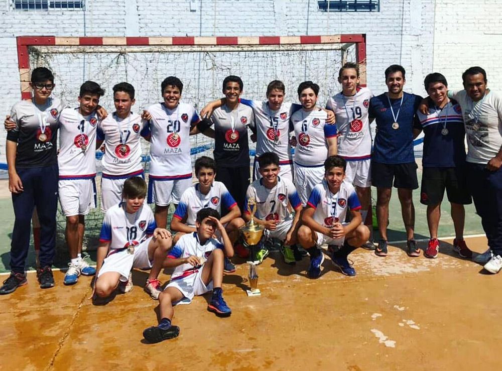 Las varones menores de Etiec, campeones del Vendimia.&nbsp;