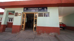 La policía acusada cumple funciones en la Comisaría 42. Foto Uno San Rafael.