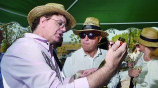 &nbsp;El gerente de Marketing&nbsp; de Bianchi, Adrián Cura y Julio Chretien.