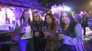 Carolina De María, Irupé López, Viviana y Laura Salvo.