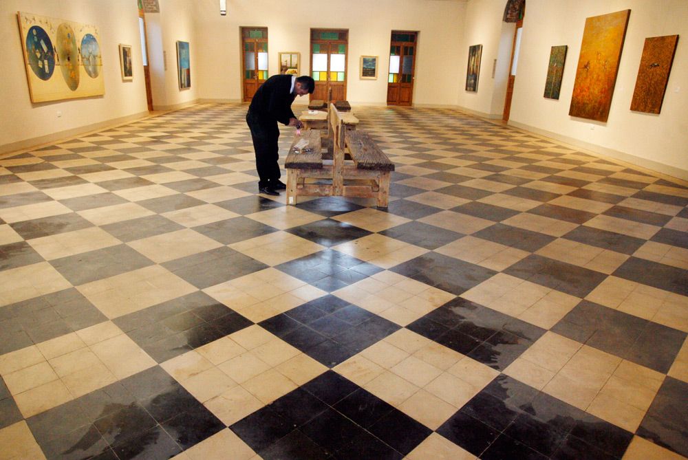 Cambio total. Espectacular vista de la sala central del Cristoforo Colombo, centenario inmueble recuperado por la Comuna de Godoy Cruz.Foto: Fernando Martínez / Diario UNO.&nbsp;
