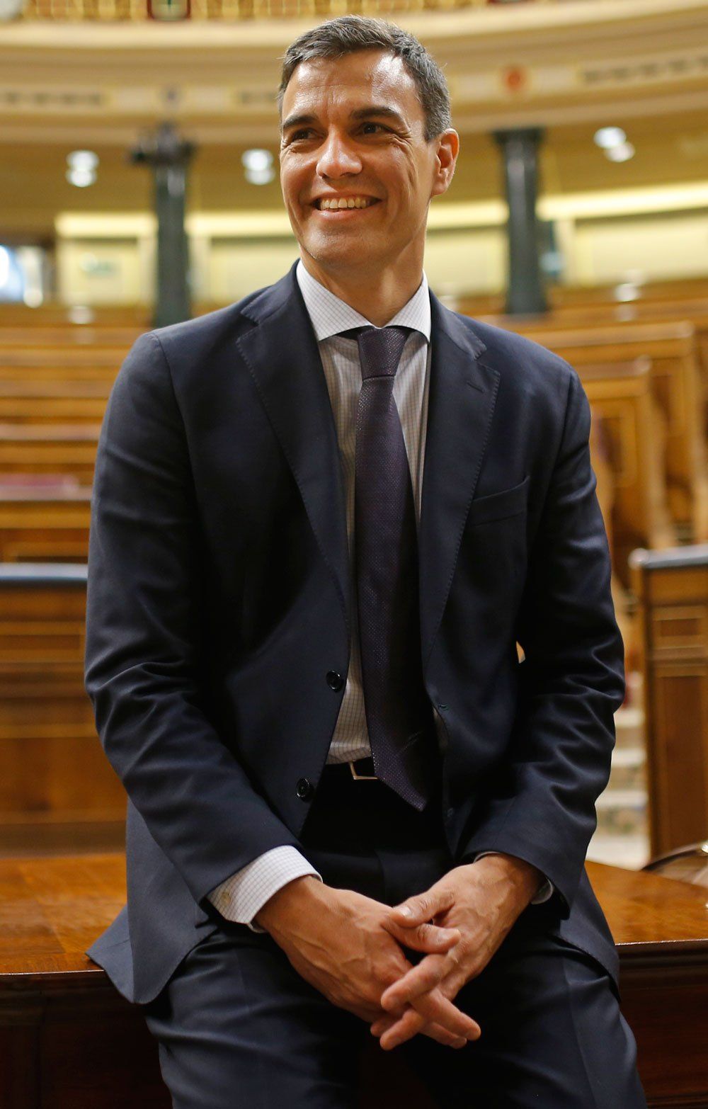 Pedro Sánchez es joven. Tiene 46 años. Foto: AP.