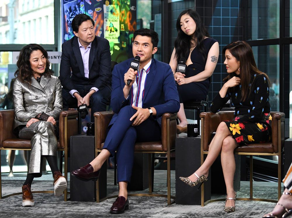 Crazy Rich Asians. Michelle Yeoh, Ken Jeong, Henry Golding, Awkwafina and Constance Wu. Foto: AP.