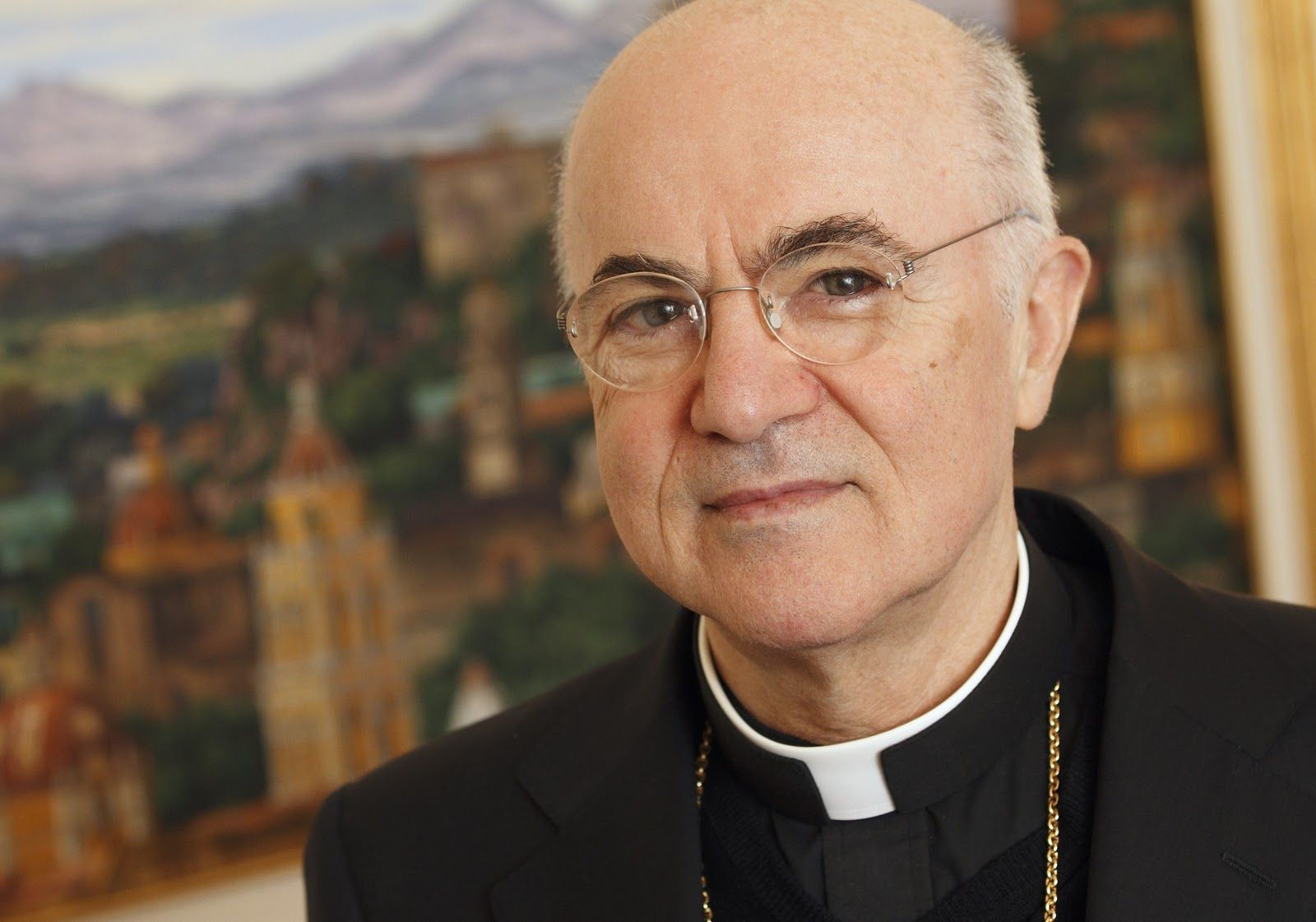 El arzobispo Carlo Maria Vigano, exembajador del Vaticano en Estados Unidos