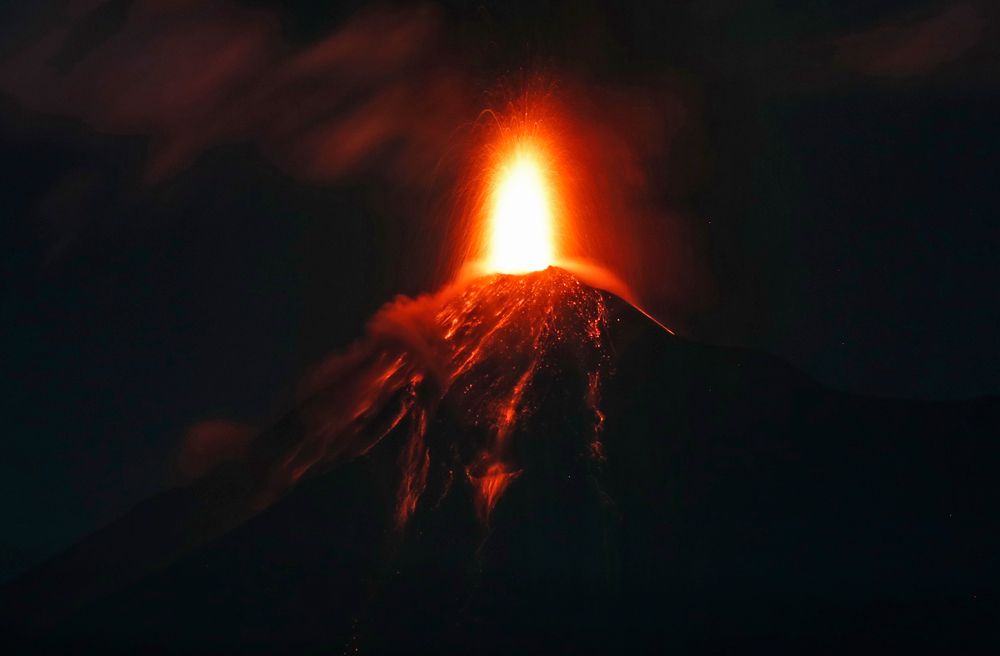 El volcán de fuego de Guatemala. Foto: AP.
