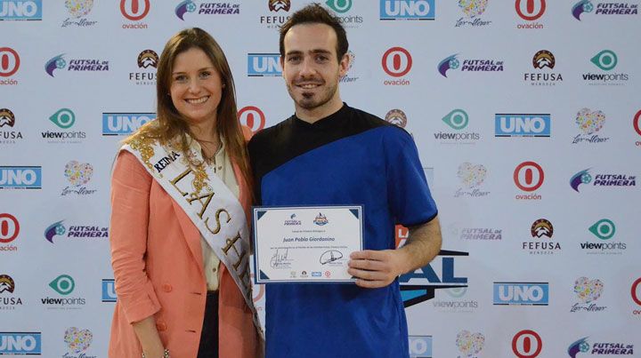 A mediados de año participó en el Partido de las Estrellas estuvo entregando los diplomas a los jugadores.