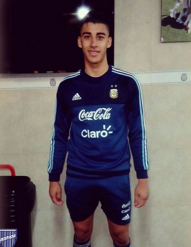 Onetto con la de la indumentaria de la Selección.