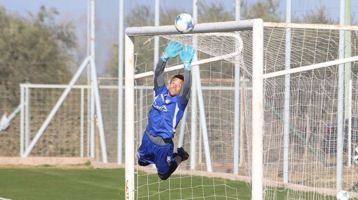 Leo Burián se reivindicó y ante Newells tuvo una destaca actuación para lograr el triunfo. (Nicolás Galuya/UNO).