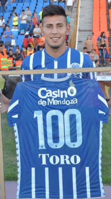 ¡Estaba mal la cuenta! El Turkito, no lleva cien partidos ...