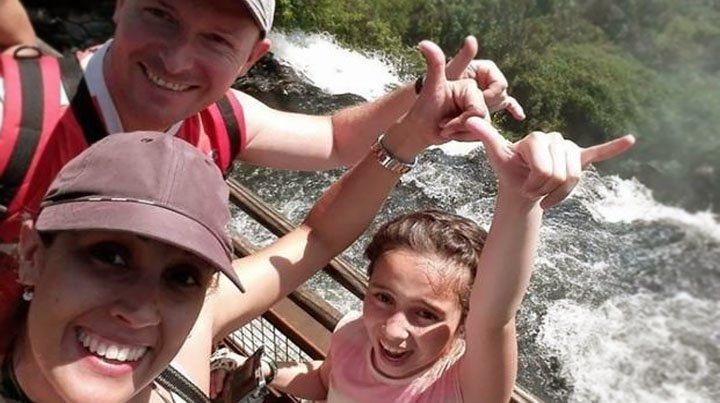 El desgarrador relato del padre de la niña que murió en un parque acuático de Brasil
