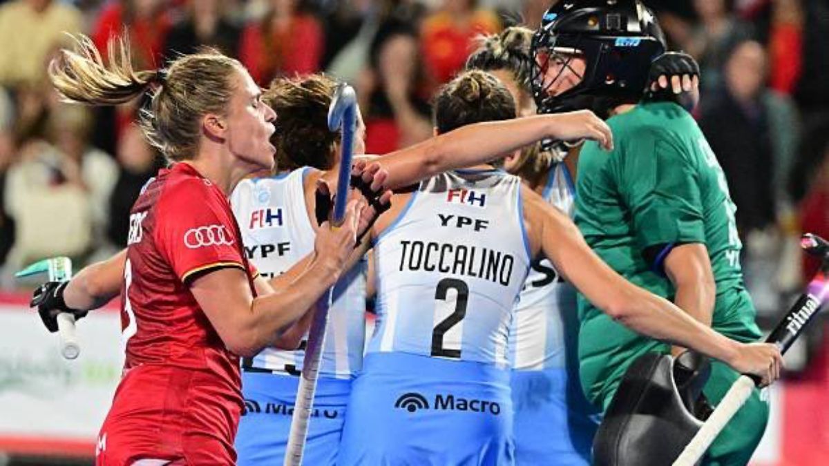 Festejo argentino. Las Leonas empataron con Bélgica y evitaron la semifinal contra las anfitrionas de Países Bajos.