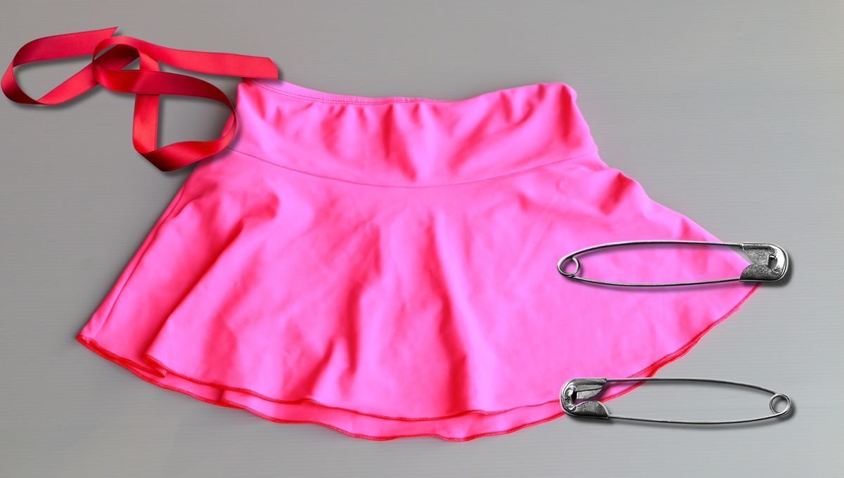 Puedes hacer un ojal con hilo para pasar la cinta por la cintura Puedes hacer un ojal con hilo para pasar la cinta por la cintura