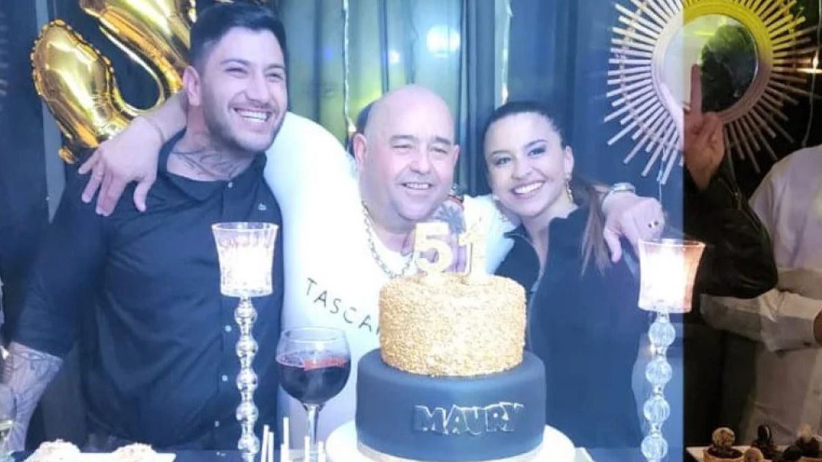 El empresario Mauricio Ríos junto al autor de los disparos Juan José Pinna y la novia de este