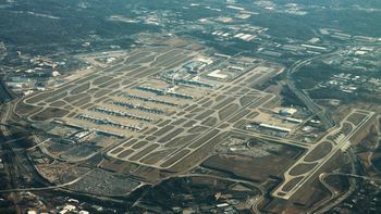 Superó a China: el aeropuerto más transitado del mundo es de América y traslado a más de 100 millones de personas Superó a China: el aeropuerto más transitado del mundo es de América y traslado a más de 100 millones de personas