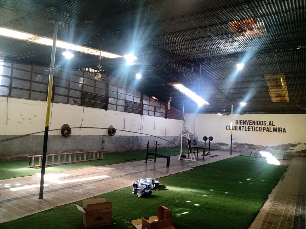 Las obras contemplan un gimnasio y la reforma del estadio cerrado Las obras contemplan un gimnasio y la reforma del estadio cerrado