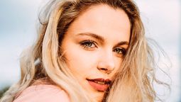 Vanessa Aleksander es una de las protagonistas de esta serie polaca producida por Netflix.