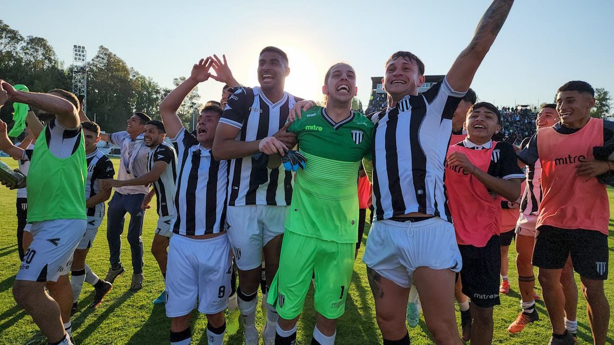 Tomás Giménez disfrutó ganar el clásico como un hincha más del Lobo.