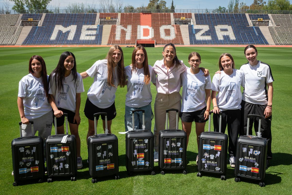 Un paso adelante para el fútbol femenino: cinco mendocinas viajarán a España para vivir una experiencia de formación calificada