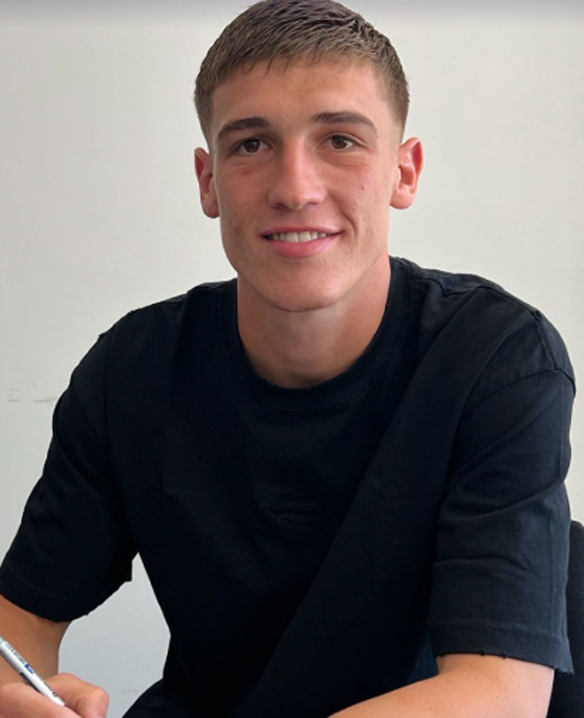 Cena es un joven defensor que se suma a Independiente Rivadavia.