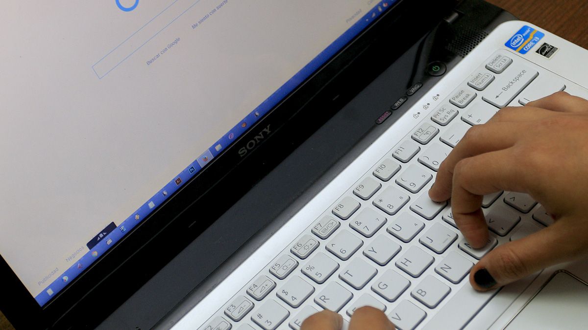 Internet, uno de los servicios que aumentará este mes.