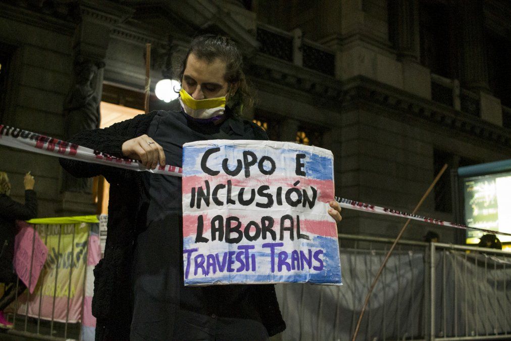 Diputados aprobó el proyecto de promoción de empleo para personas travestis, transexuales y transgénero, que tendrán cupo d 1% en organismos del Estado. Foto: Télam.